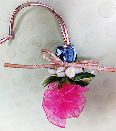 6月作成のチャーム。ピンクの色合いが綺麗です。